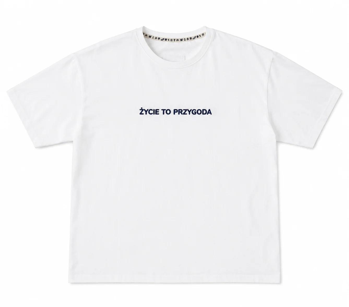 Biały T-shirt Życie to przygoda w naturalnym otoczeniu
